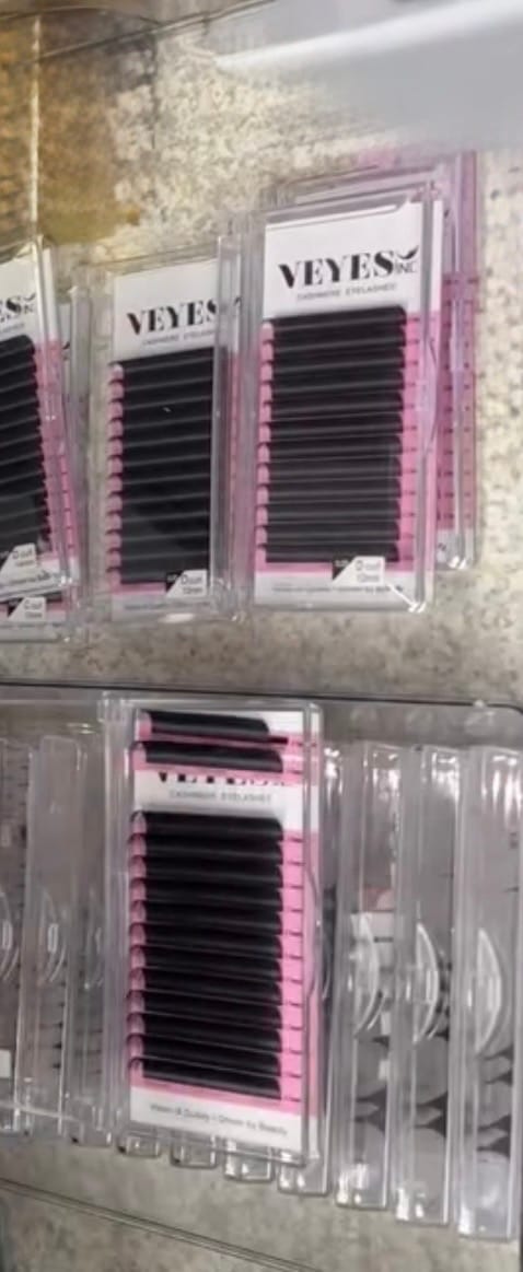 Customer photo review of VEYESINC Cashmere Lashes - 0.03MM
