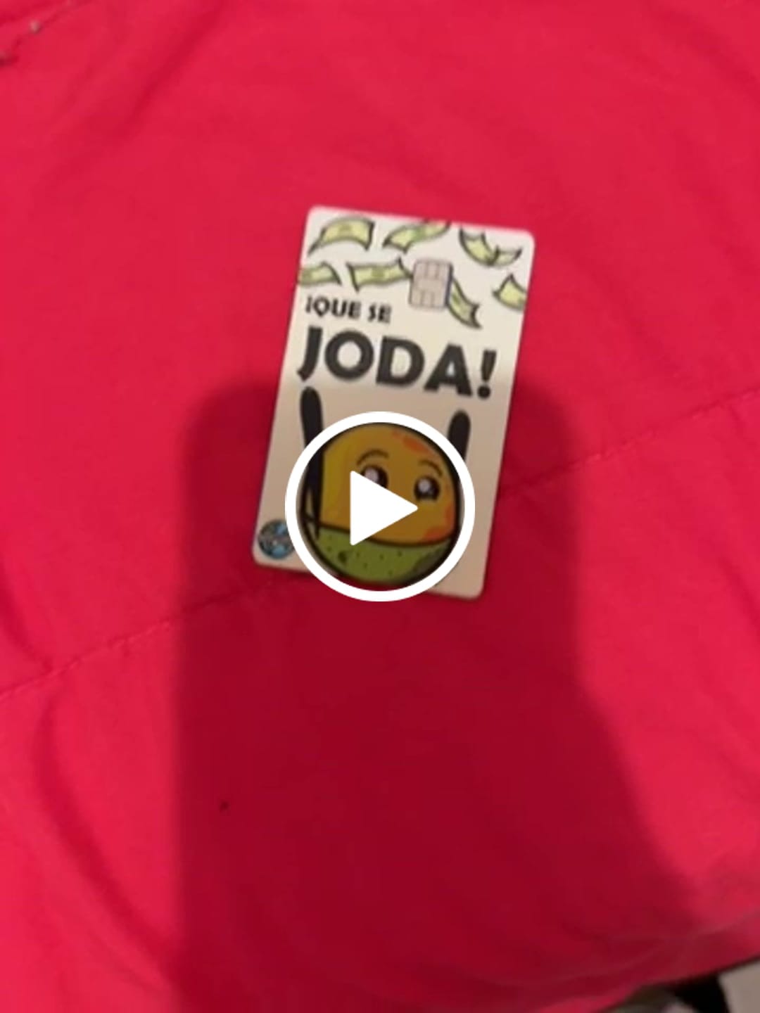 Customer video review of Que Se Joda - Sticker para Tarjeta de Crédito