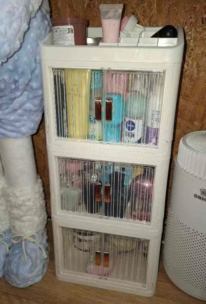 Customer photo review of Makeup Storage Box Organizer