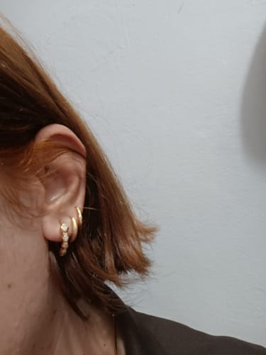 Customer photo review of Huggie Hoop Küpe - Pirinç - 18K Gerçek Altın Kaplama - 3.6gr - MJ102010