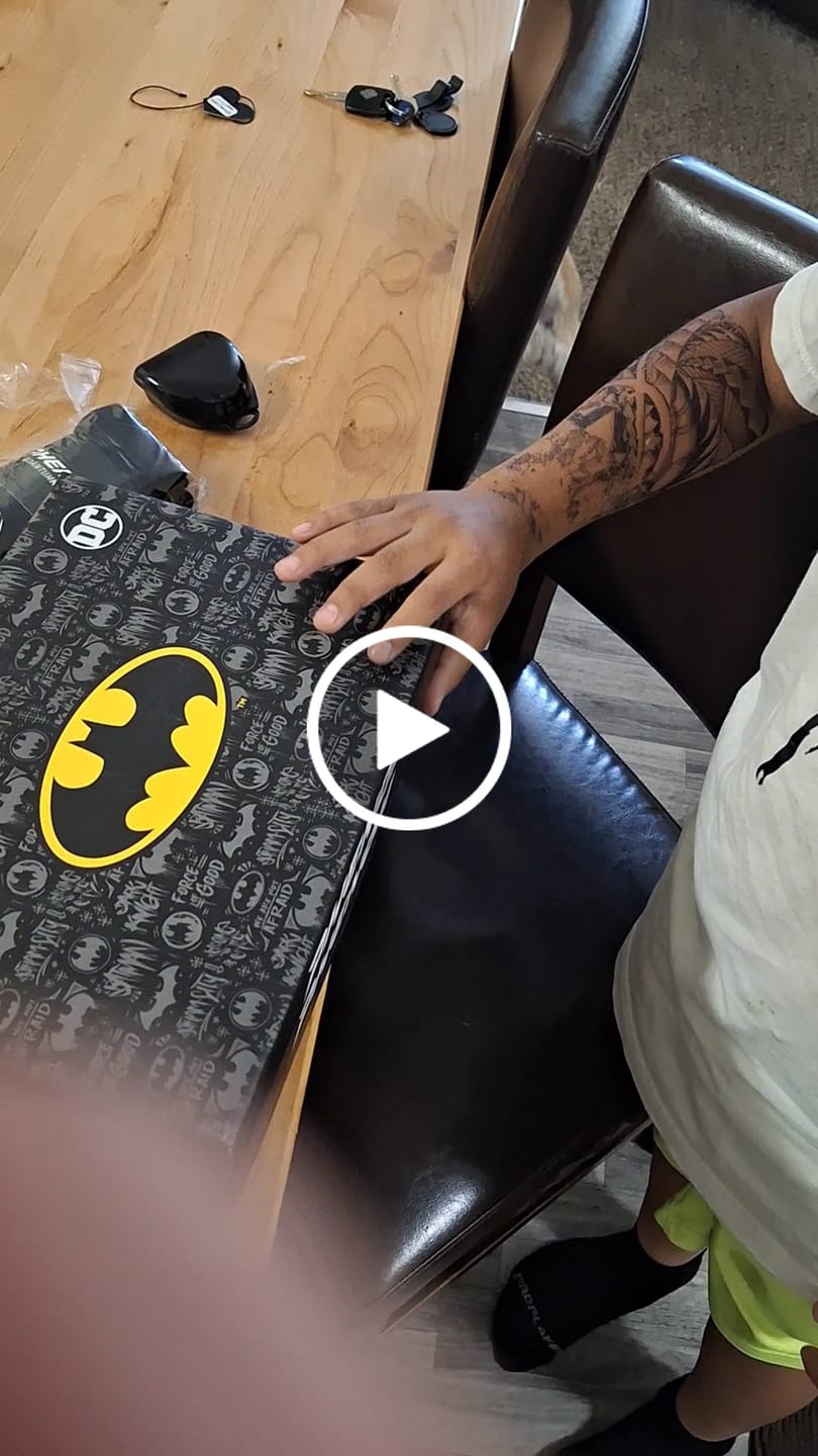 Customer video review of Batman Football Cleats - Quantum Speed by Phenom Elite
