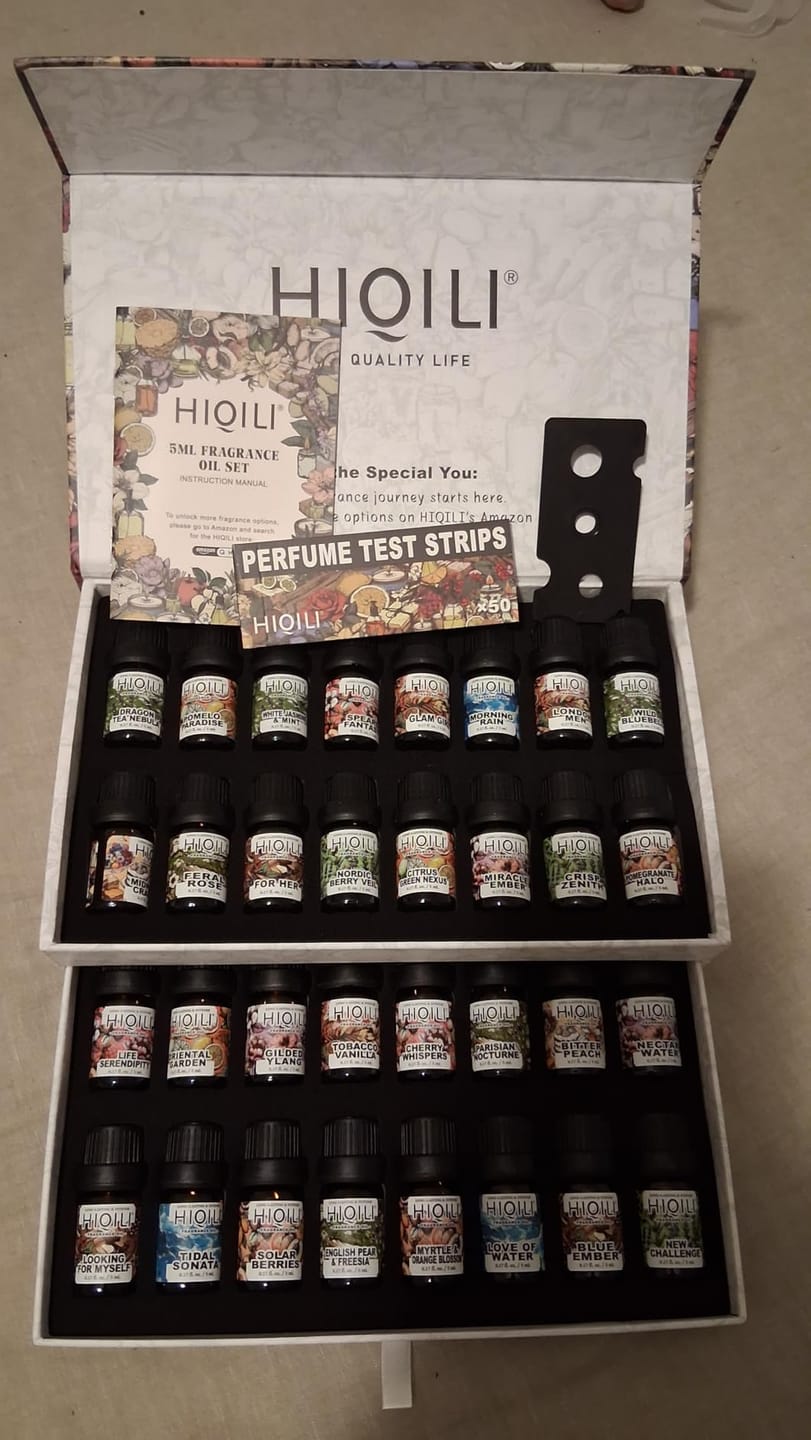 Customer photo review of The Olfactory Library: 32pcs Fragrance Discovery Set