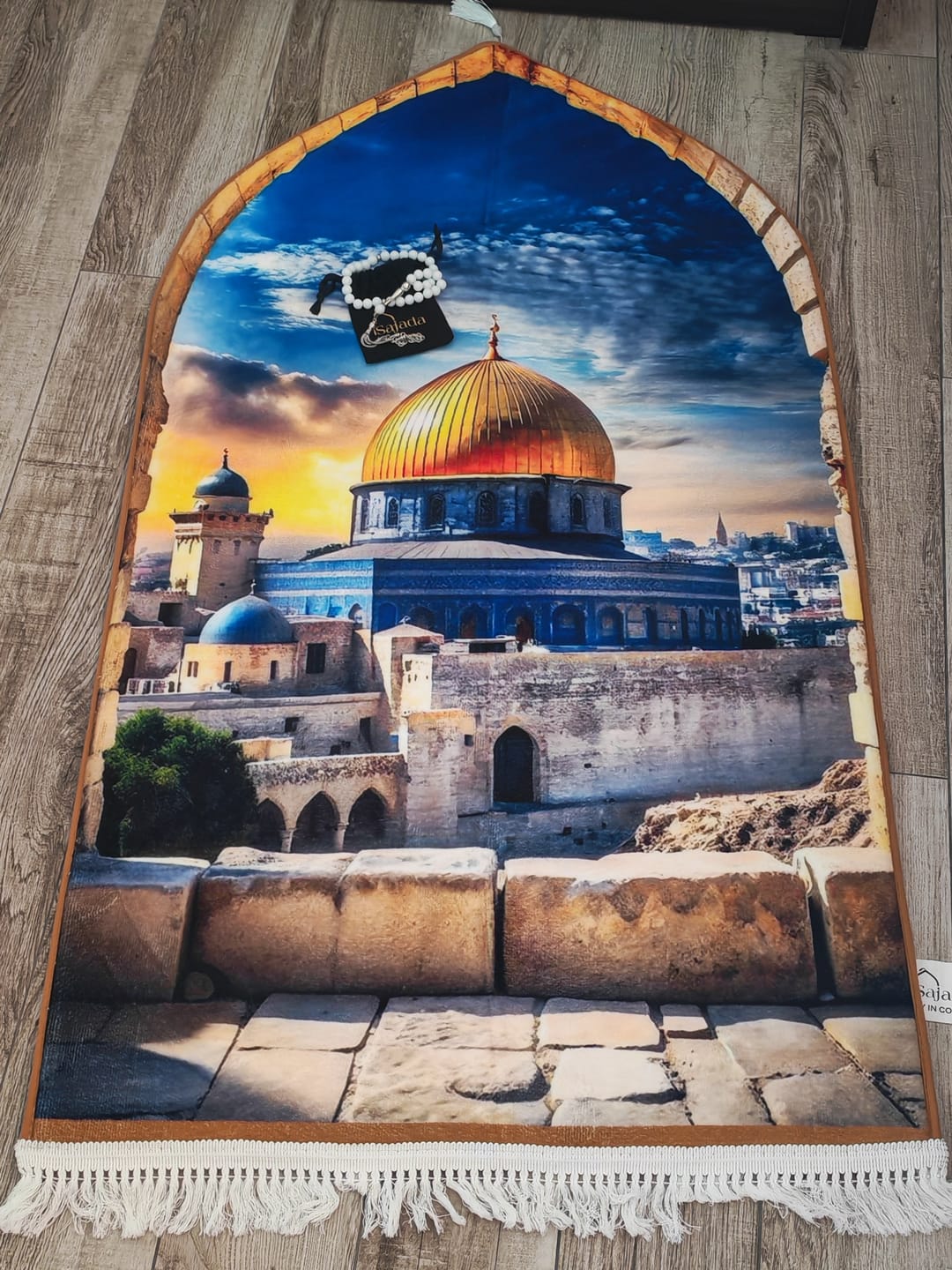 Customer photo review of Noor al-Quds Padded Prayer Mat