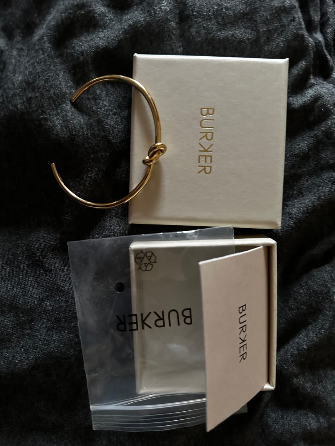 Customer photo review of Eternity Gold Bracelet
