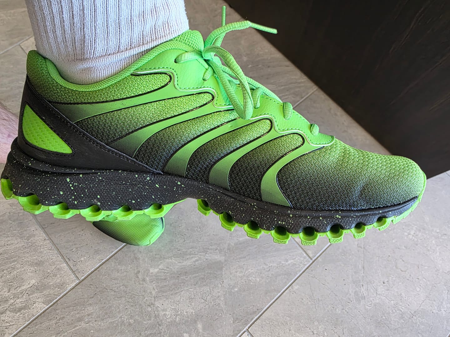 Customer photo review of 07112-331-M | TUBES 200 | GREEN FLASH/BLACK