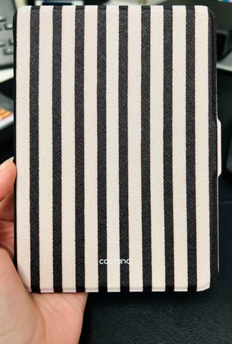 Customer photo review of Ivory - Kobo/Kindle