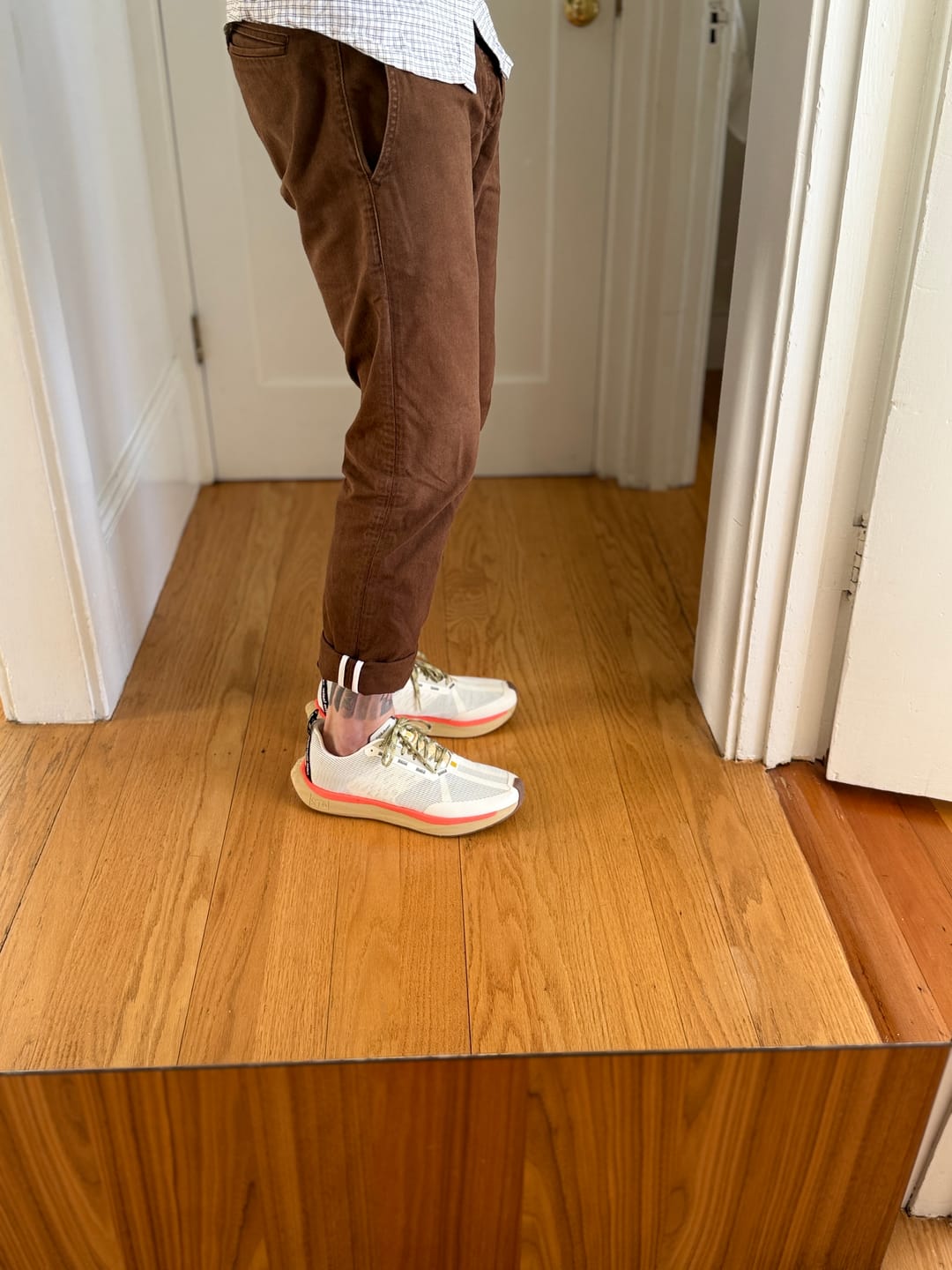 Customer photo review of weekdays, new vintage white.