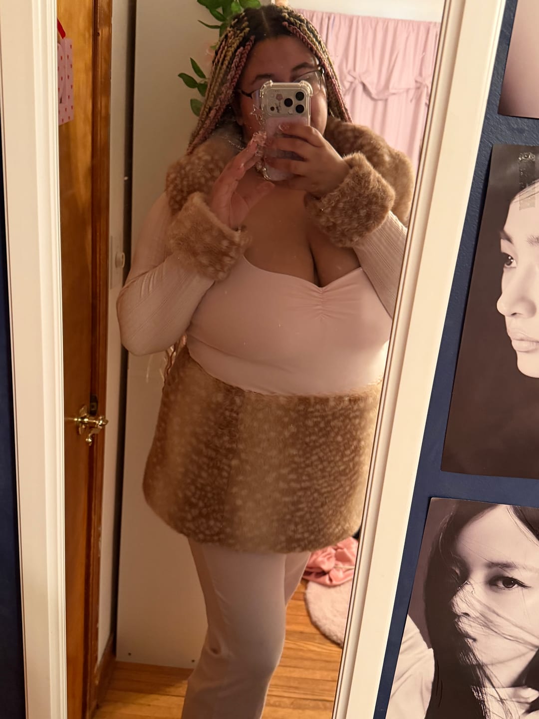 Customer photo review of My True Form Fawn Set (Fur Bolero + Skirt Set)