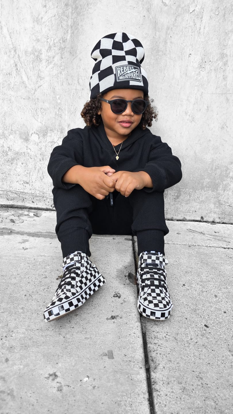 Customer photo review of SK8TR Hi-Top in Venice