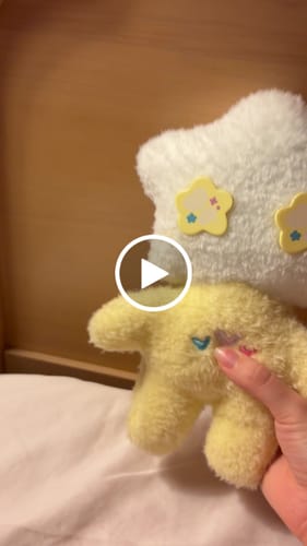 Customer video review of Fluffy Star Baby Plushie PREORDER