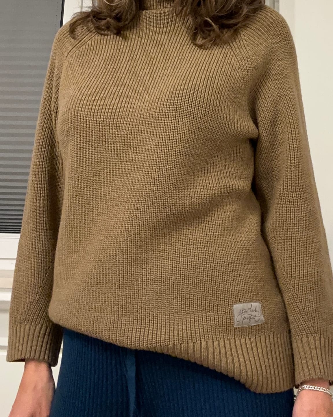 Customer photo review of PULLOVER EVE - Stylisher Mock Neck Pullover