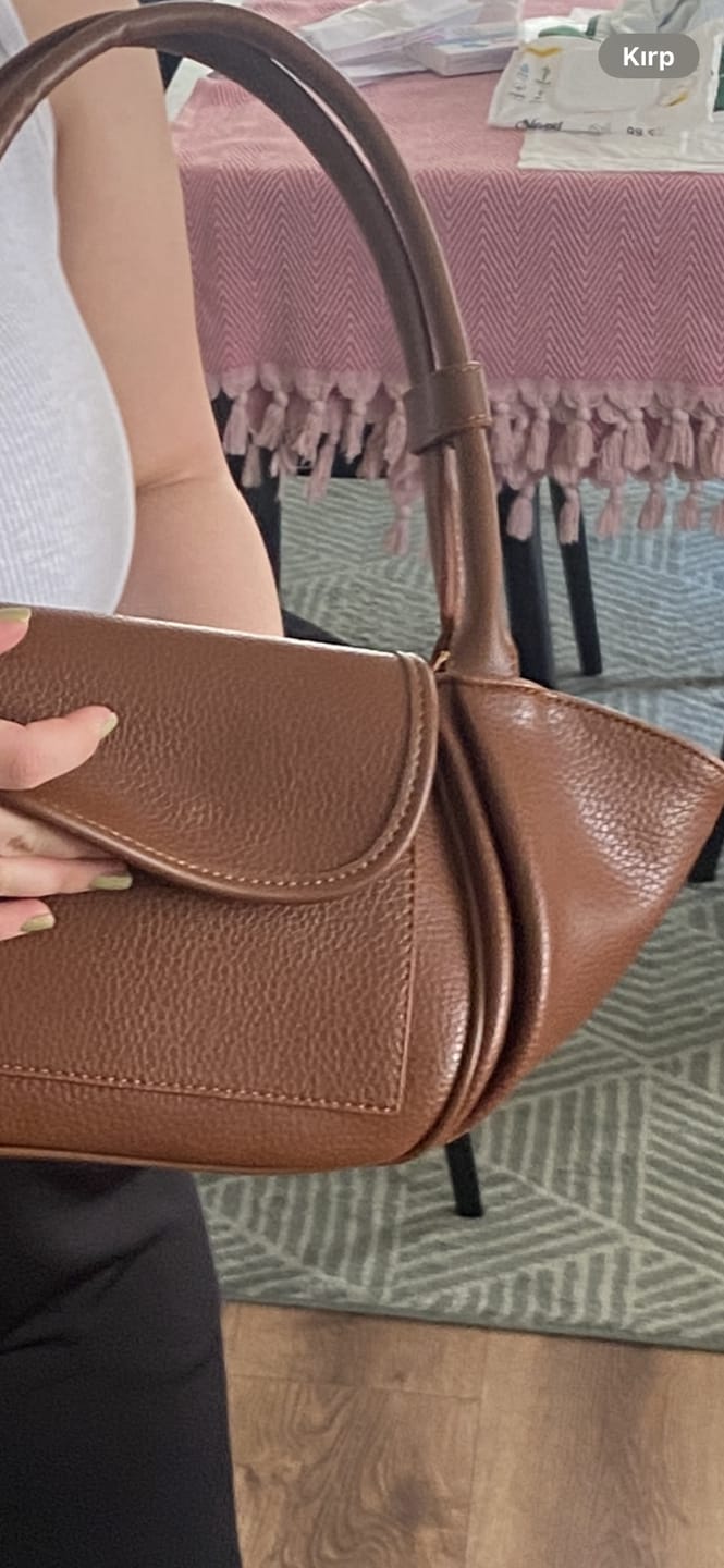 Customer photo review of Vera - Kadın Omuz Çantası - Kahverengi