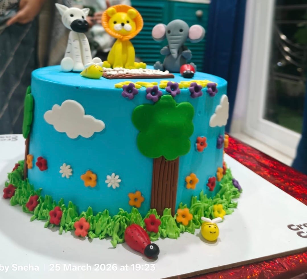 Customer photo review of Jungle Theme Cake for Kids