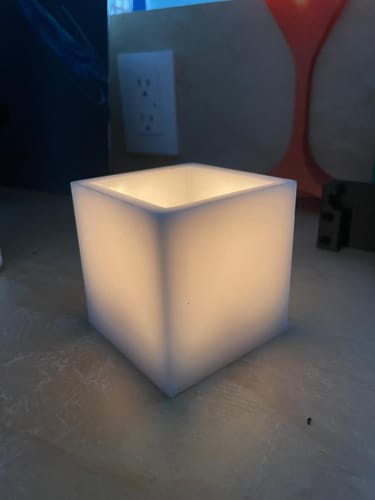 Customer photo review of Molde Para Vela Pantalla de Acrílico Cubo Chico