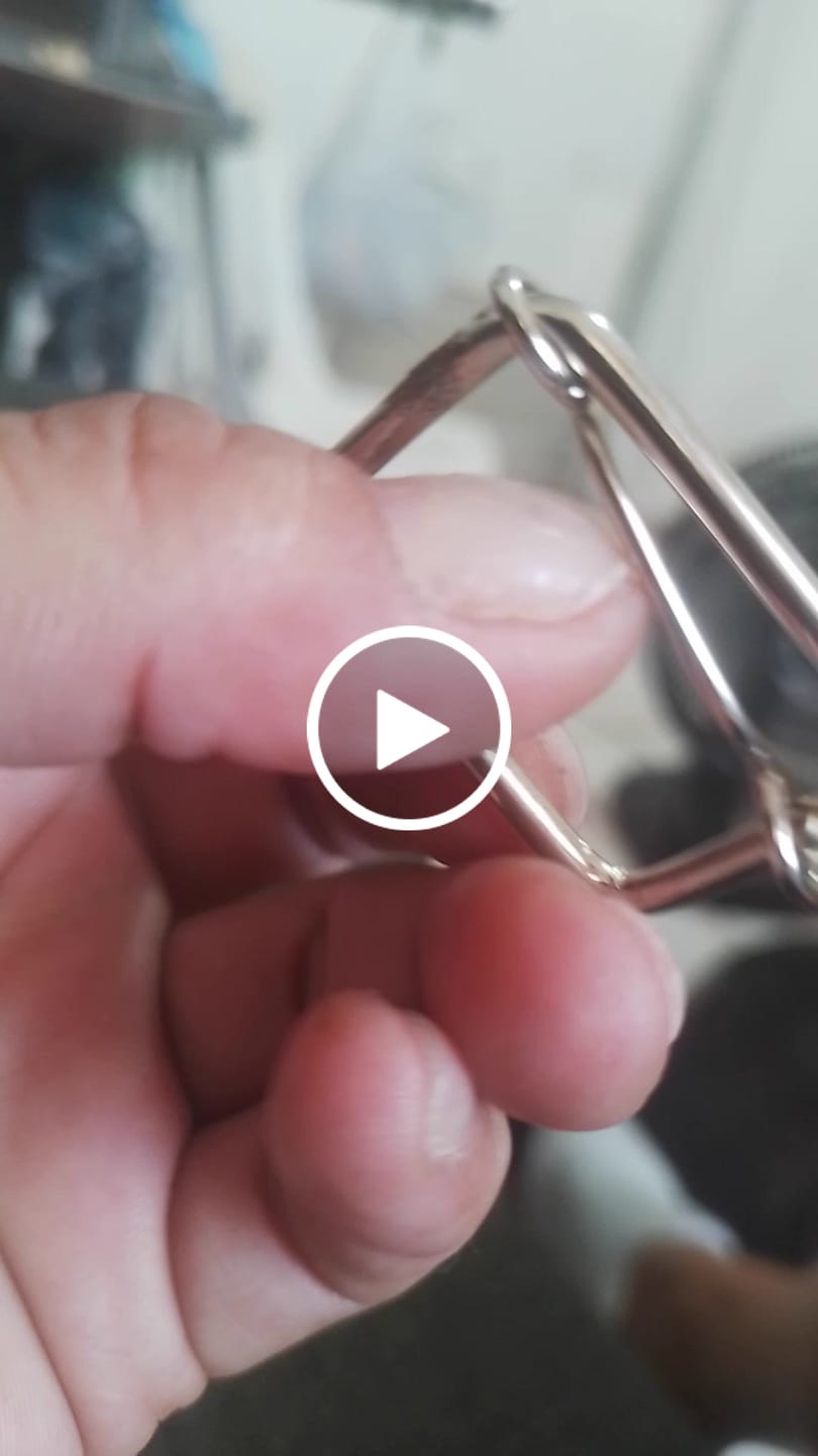 Customer video review of REGULADOR 30MM ALT 20MM AR 2,7 NIQUELADO 10 PEÇAS