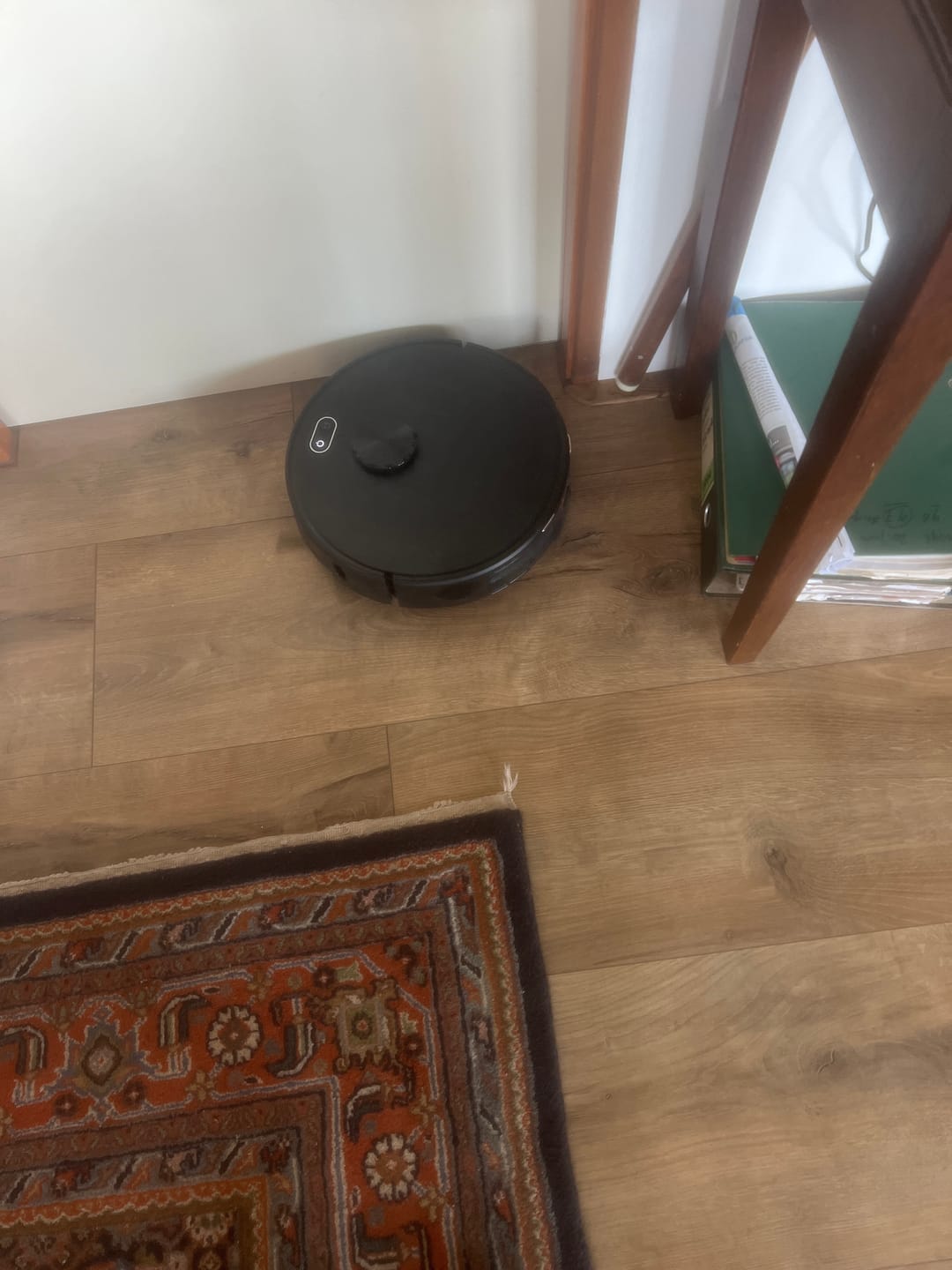 Customer photo review of Robotstofzuiger V8 Pro – Volautomatische reiniging met dweilfunctie, slimme navigatie en app-bediening voor moeiteloze schoonmaak