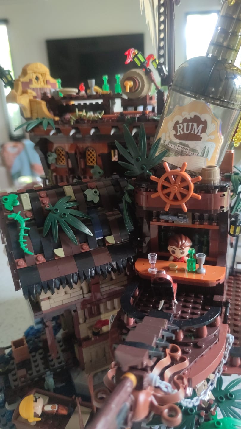 Customer photo review of Pantasy The Pirates Pub 85022