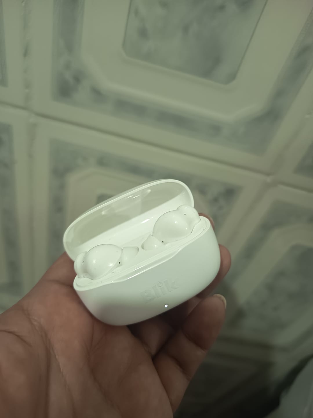 Customer photo review of Audifonos Bluetooth Inalámbricos Blik Air500 blancos 30 hrs