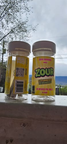 Customer photo review of 10CT STRAWBERRY LEMONADE COATED PRE-ROLLS