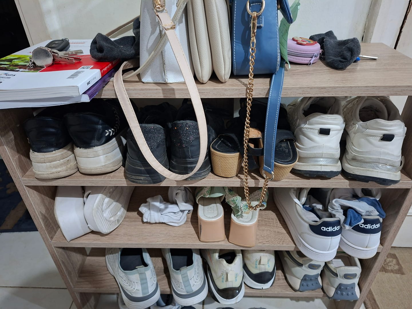 Customer photo review of Openshelf shoe cabinet