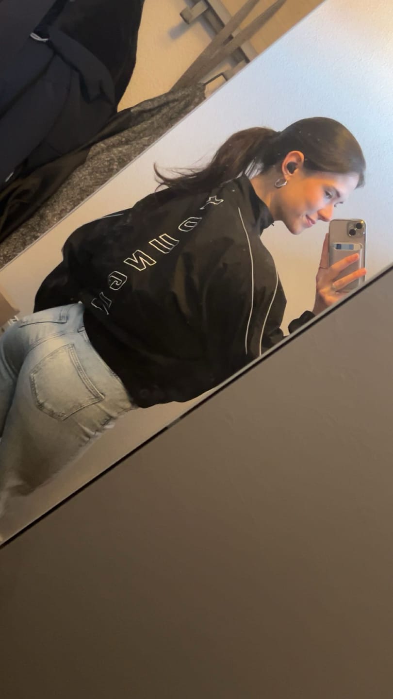 Customer photo review of W561 Flash Windbreaker