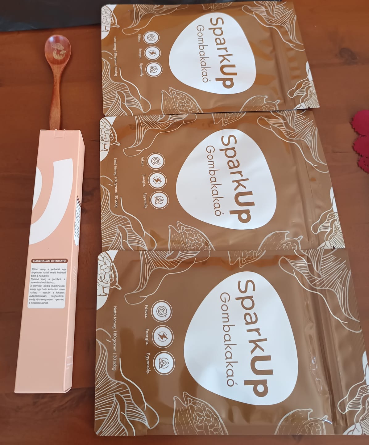 Customer photo review of Gombakakaó - SparkUp™