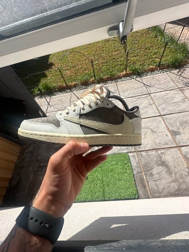 Customer photo review of Travis Scott x AJ1 Low OG 'Reverse Mocha'