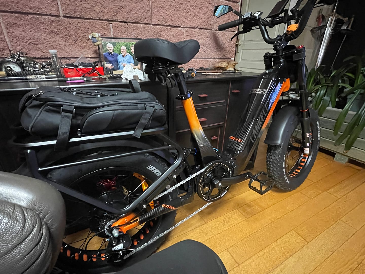 Customer photo review of Lankeleisi RX800 Plus 2025 Version 1000W 20" Fat Bike 960Wh Full Suspension Electric Bike with Torque Sensor 48V 20Ah Battery SUV E-Bike [Pre-Order]