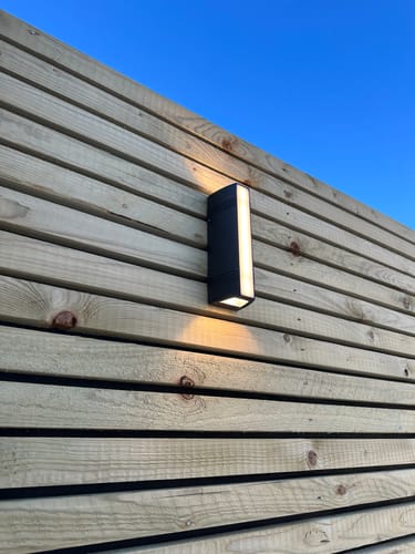 Customer photo review of 18W LED Interior / Exterior Wall Light Length 220mm Up Down Front Opal Diffuser IP65 Black Aluminum, 1.5M Pre-wired cable