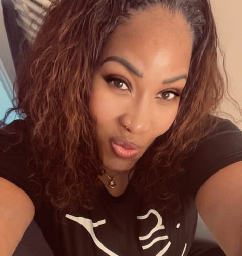 Customer photo review of Piercing Louise