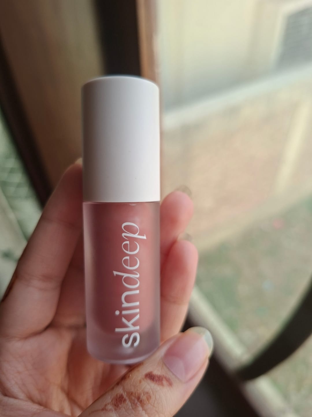 Customer photo review of Gloss POP™ - High-Shine Lip Gloss