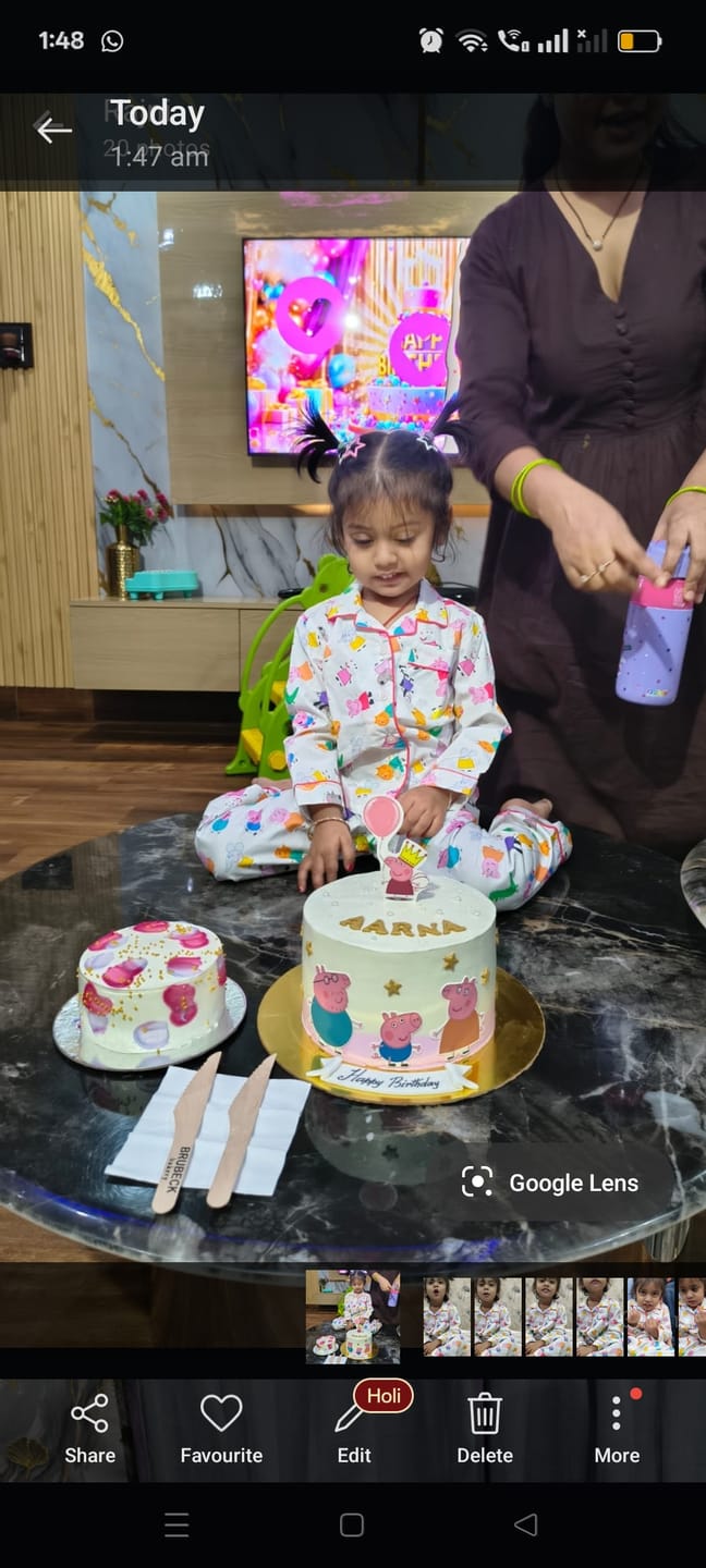 Customer photo review of White Doodle Peppa Pig Night Suit