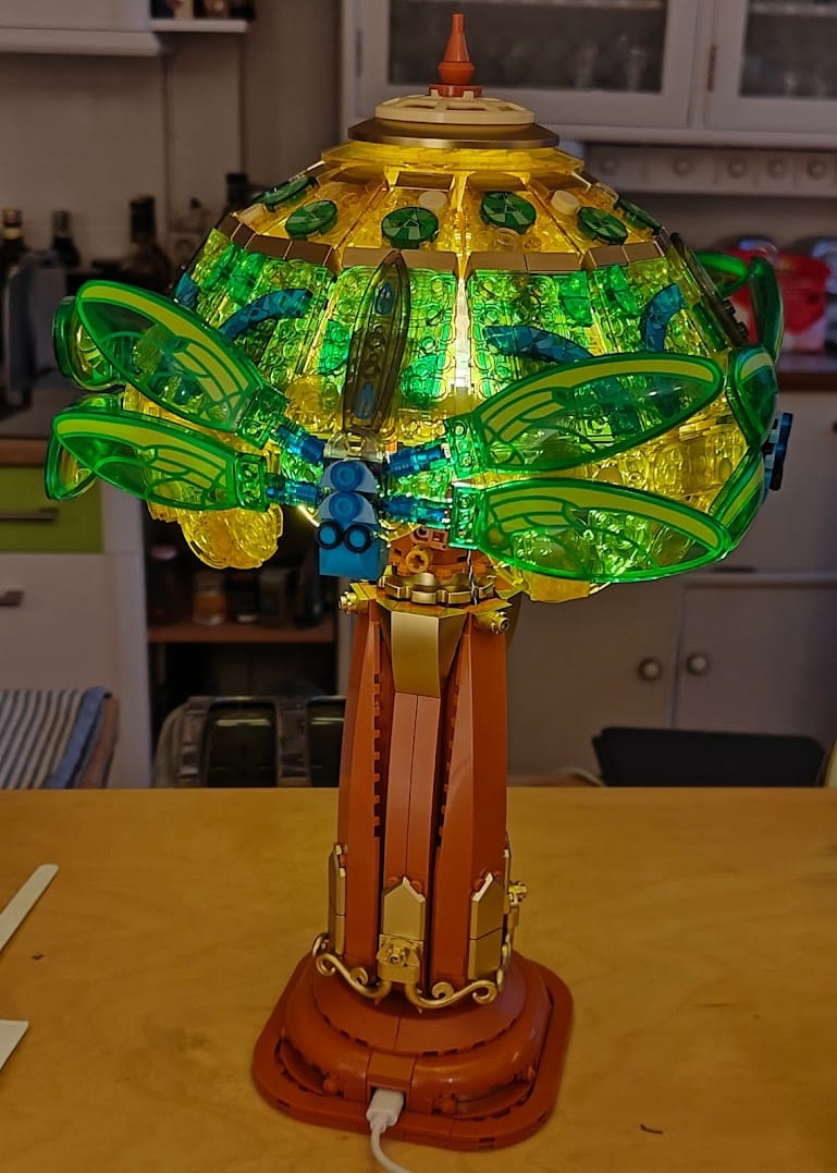 Customer photo review of Pantasy Stained Glass Table Lamp 85042