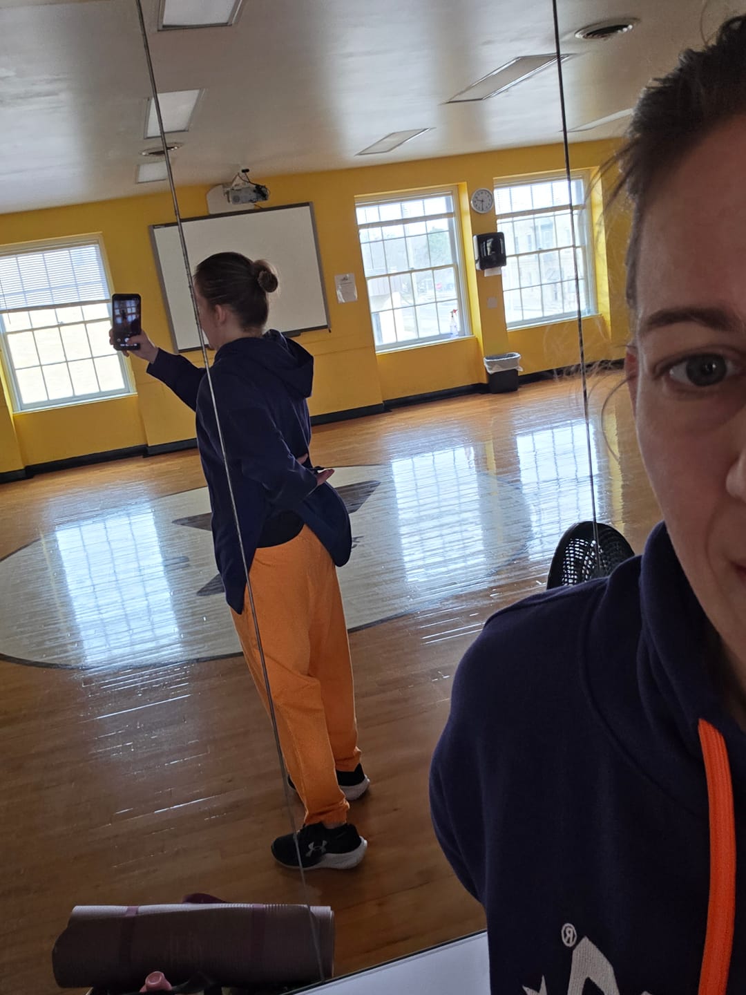 Customer photo review of Zumba Libre Slouch Sweatpants