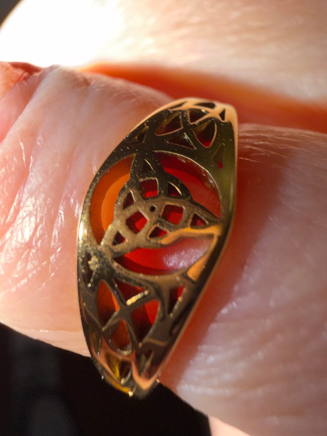 Customer photo review of Titanium Steel Celtic Knot Hollow Ring (Retro Ethnic Style)