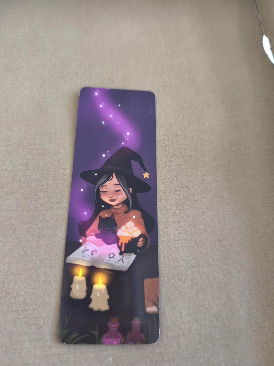 Customer photo review of MoonElly Lesezeichen – Witchy & Cozy (6 Varianten)