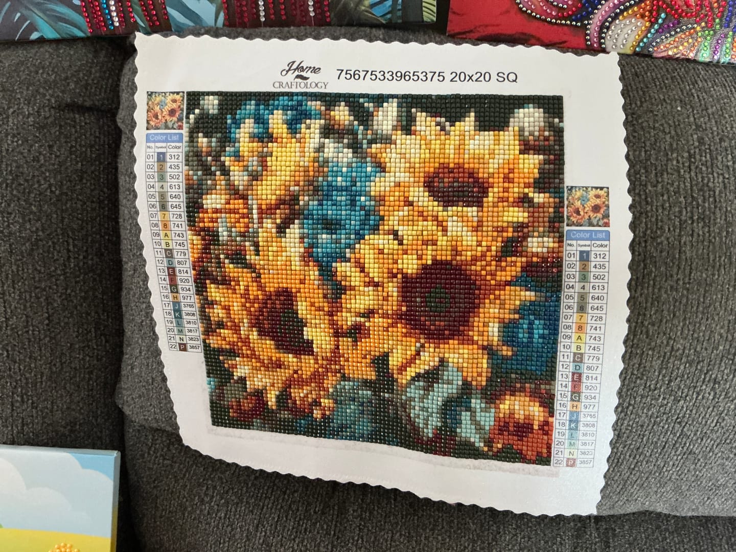 Customer photo review of Sunflower Bouquet - Exclusive Premium Diamond Painting Kit