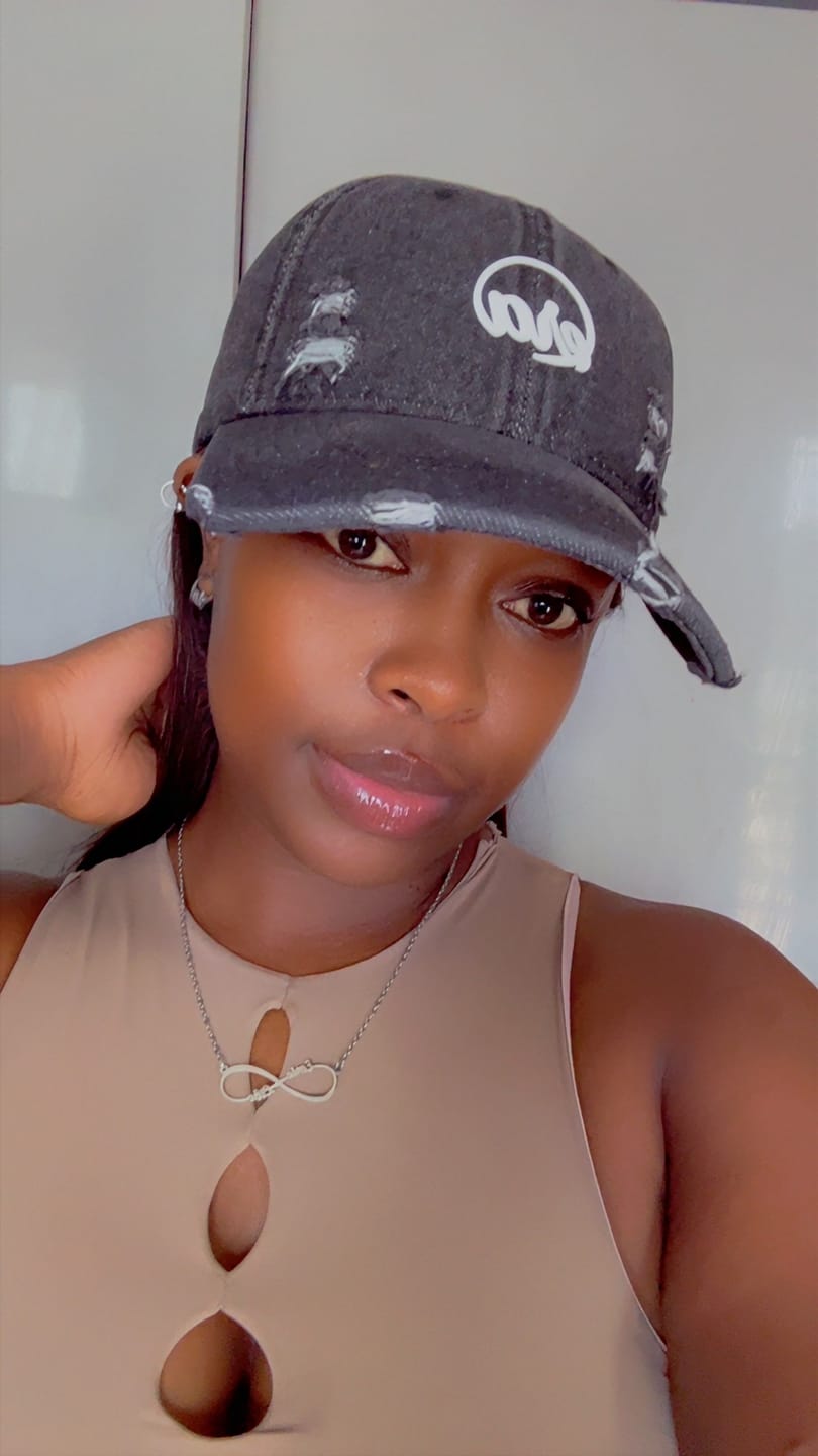 Customer photo review of Era Distressed Black Denim Cap