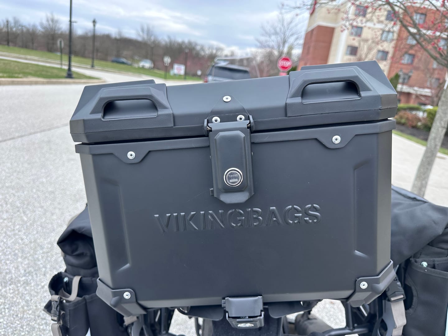 Customer photo review of 38L - Apex XL Harley Pan America RA1250/S Aluminum Top Case Black