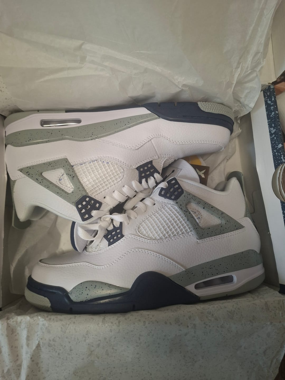 Customer photo review of Jordan 4 Retro "Midnight Navy"