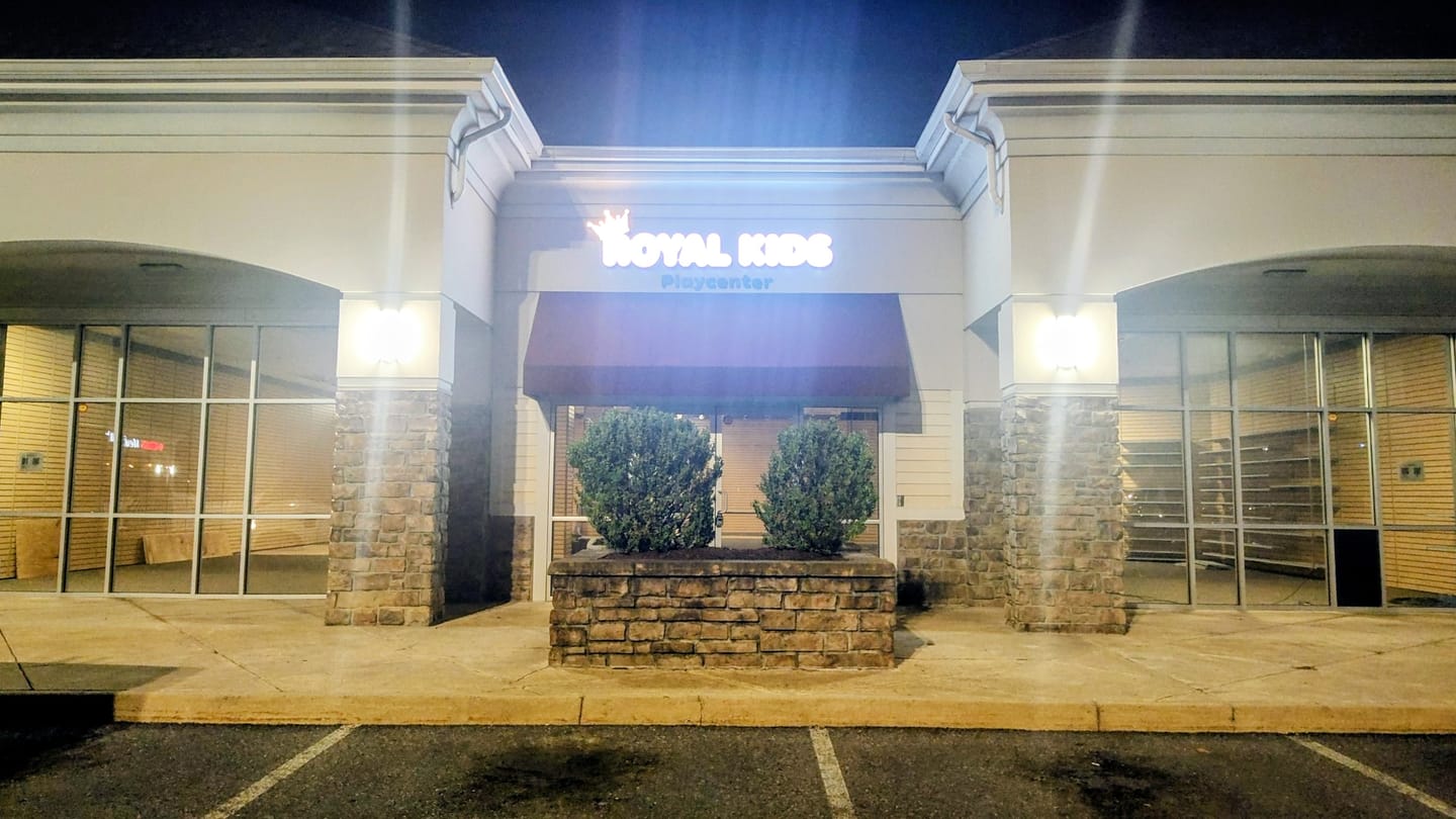 Customer photo review of CUSTOM MOCKUP SIGN FOR Matthew Richards