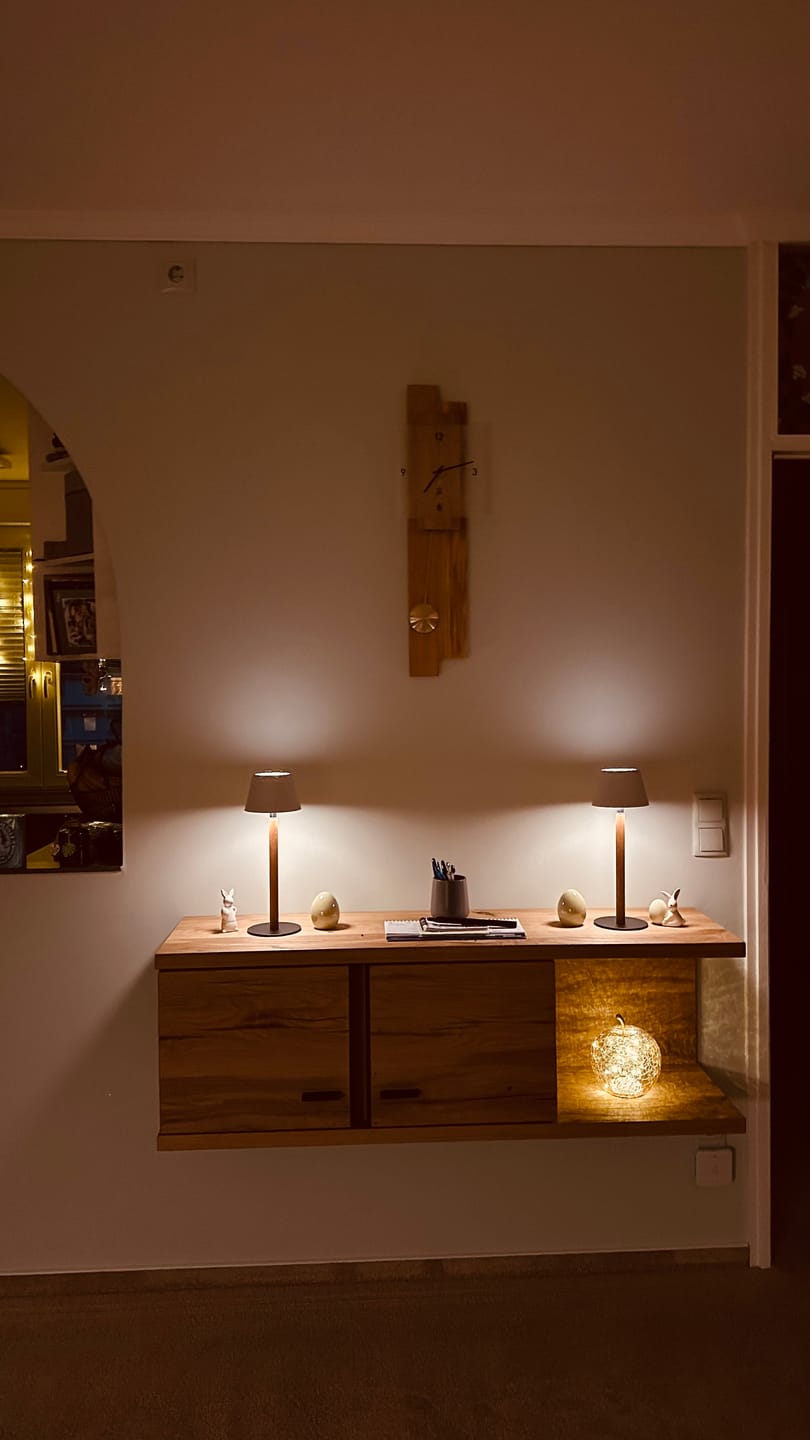 Customer photo review of Akku Tischleuchte, Massivholz, skandinavischer Stil, Eiche - Nala