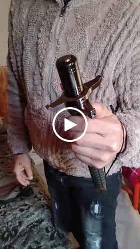 Customer video review of Self-defense blocking baton