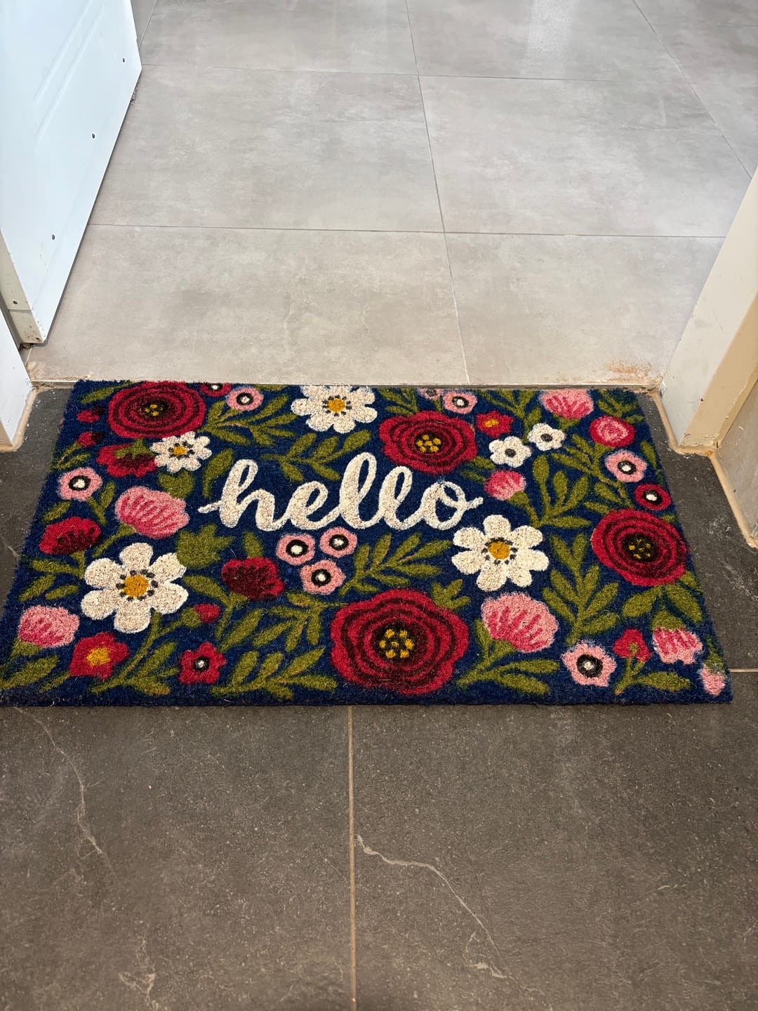 Customer photo review of שטיח כניסה מעוצב - פריחת גן הפרחים