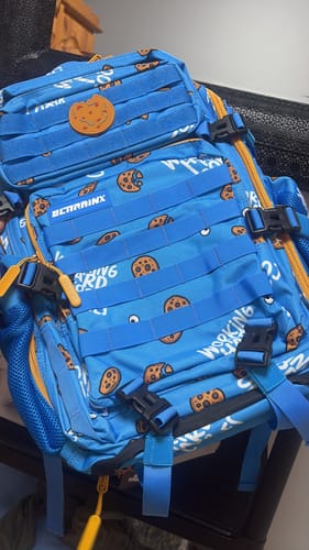 Customer photo review of Mochila Táctica V1 All In 45L Cookie