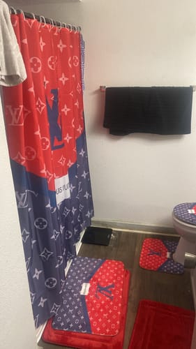 Customer photo review of Black And Red Monogram Louis Vuitton bed set