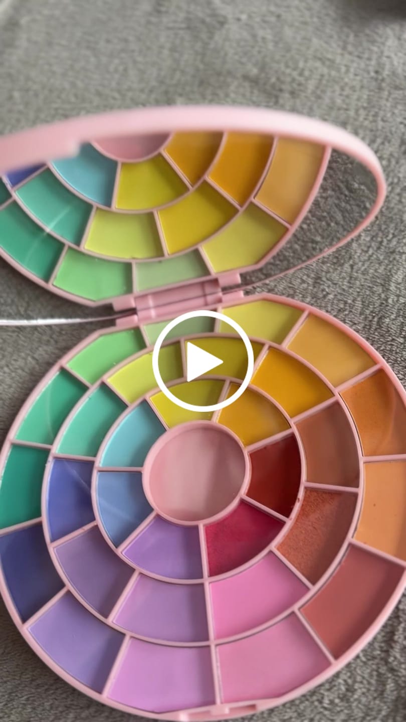 Customer video review of P. Louise Off The Record Eyeliner Palette