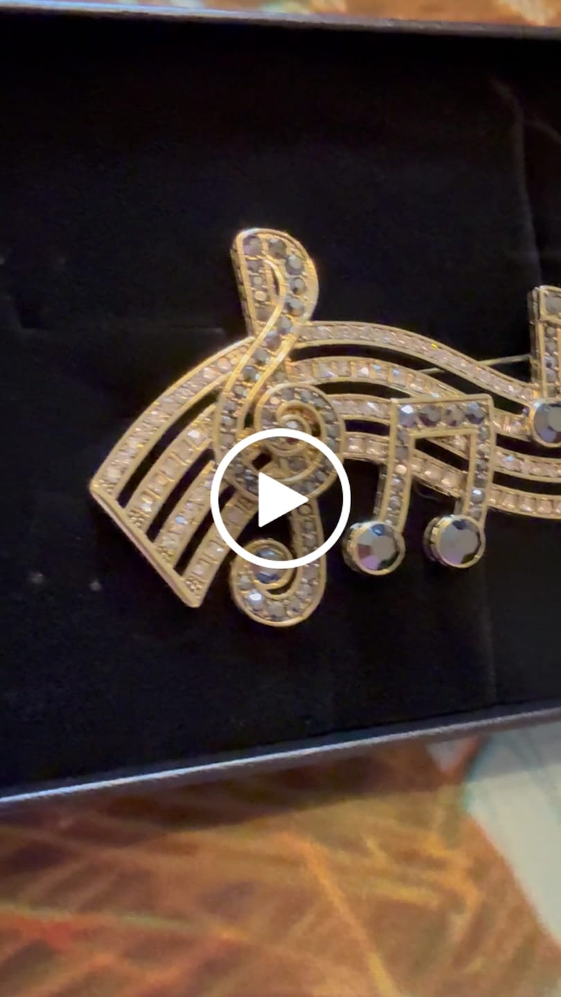 Customer video review of HEIDI DAUS® “Sweet Harmony” Crystal Musical Notes Statement Pin/Brooch