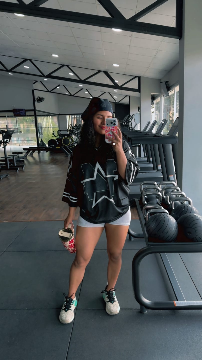 Customer photo review of W417 - Stella Jersey