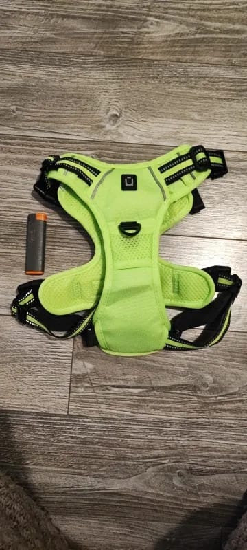Customer photo review of TruePet Anti-Zug Hundegeschirr | No-Pull mit Front-D-Ring (Zinklegierung) | Air-Mesh Gepolstert | Reflektierend | 9 Farben | S-XL
